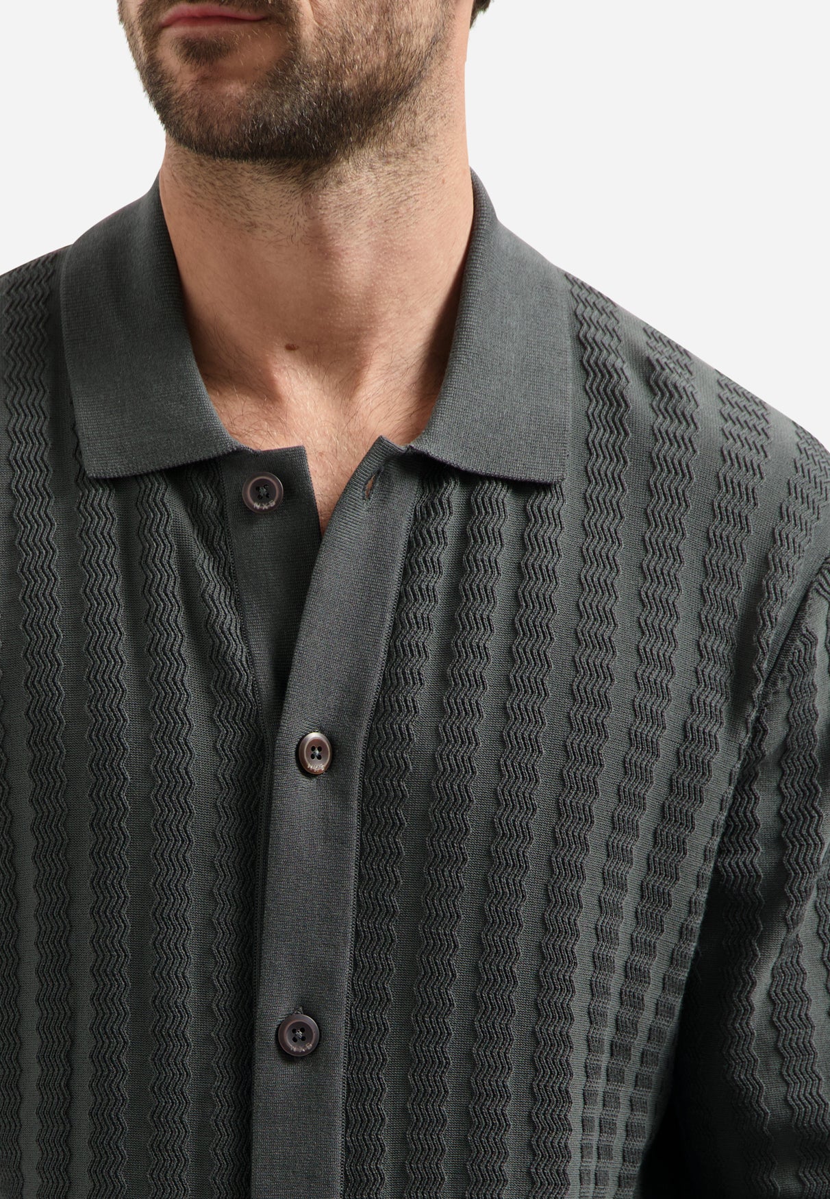 Gilet boutonné à col polo | Dark Steel