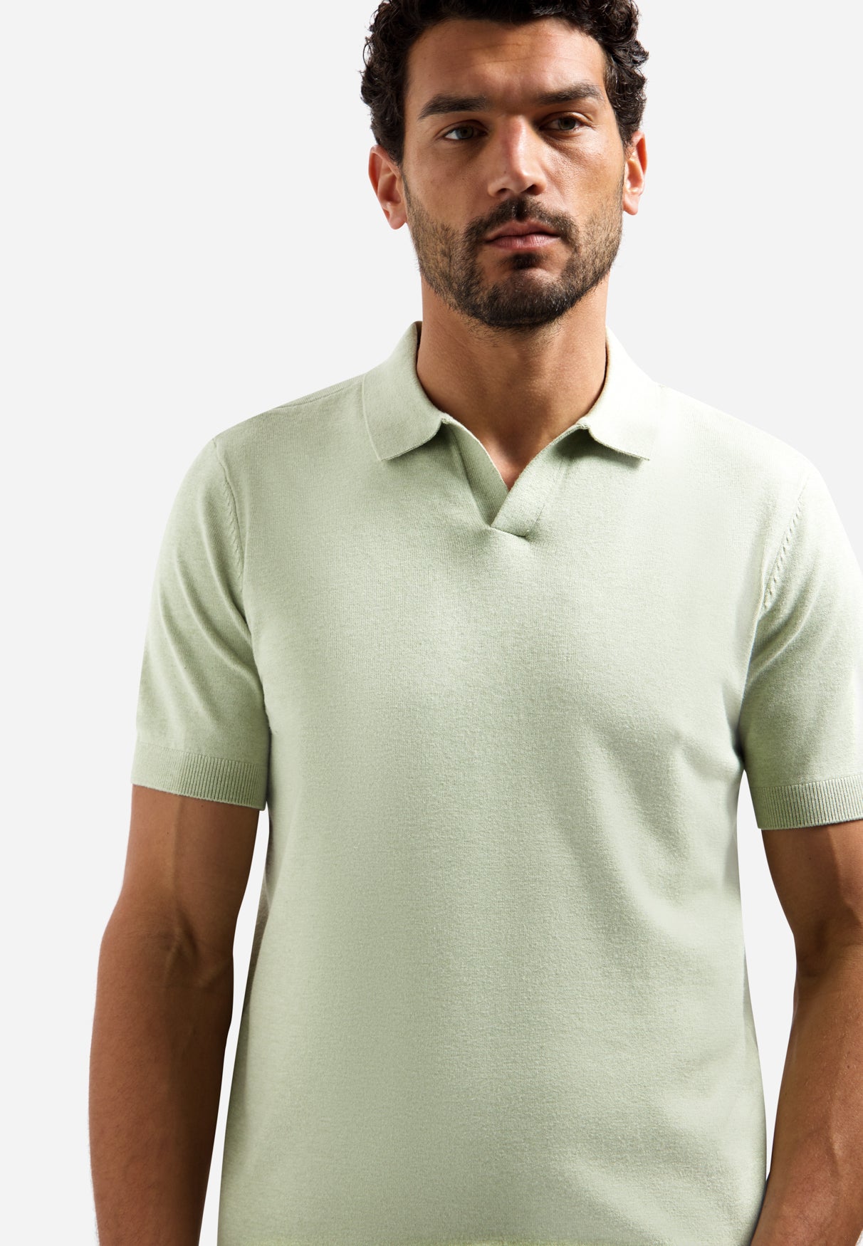 Polo tricoté à col en V | Green