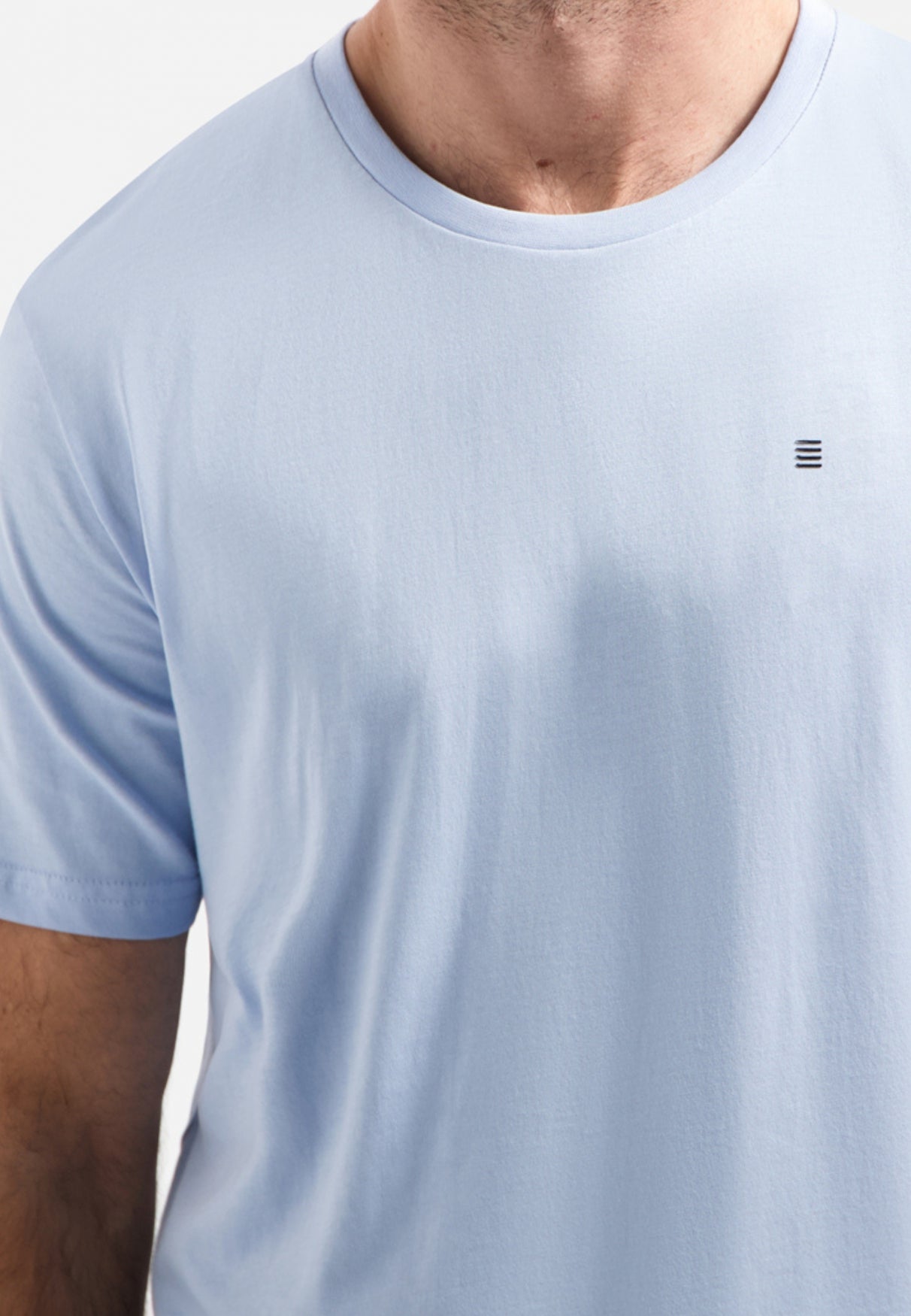 Basic plain T-shirt with round neck | Blue