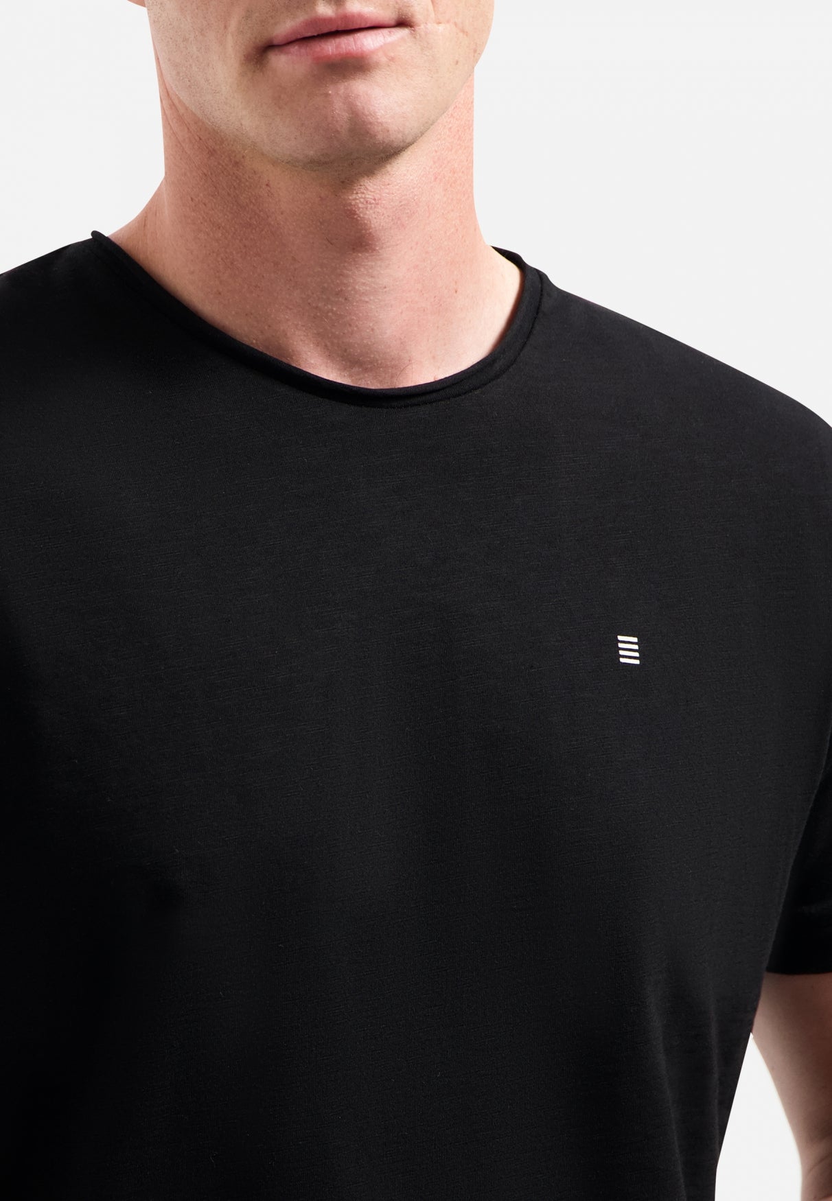 Timeless Basics Round Neck T-Shirt | Black