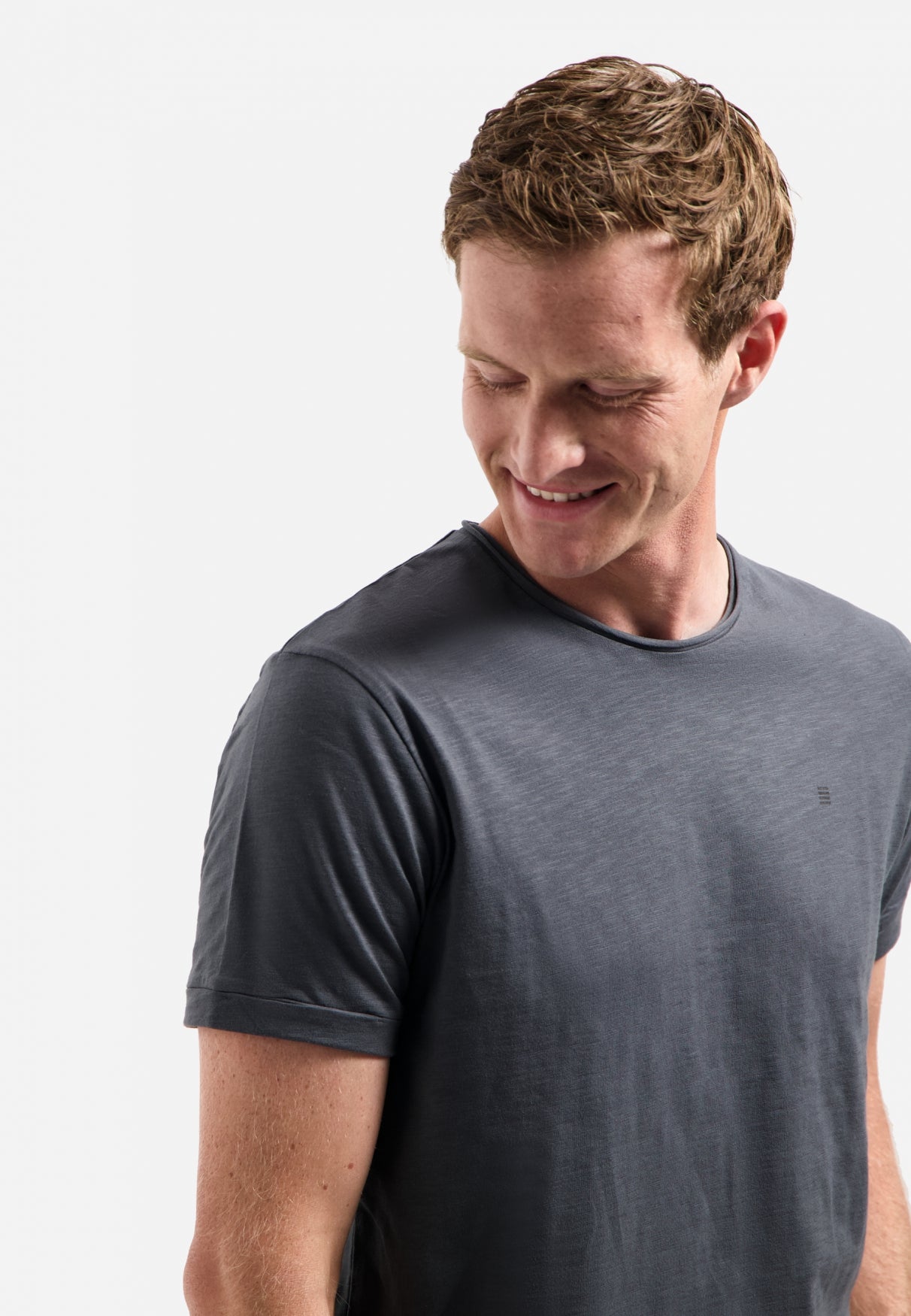 Timeless Basics Round Neck T-Shirt | Dark Grey