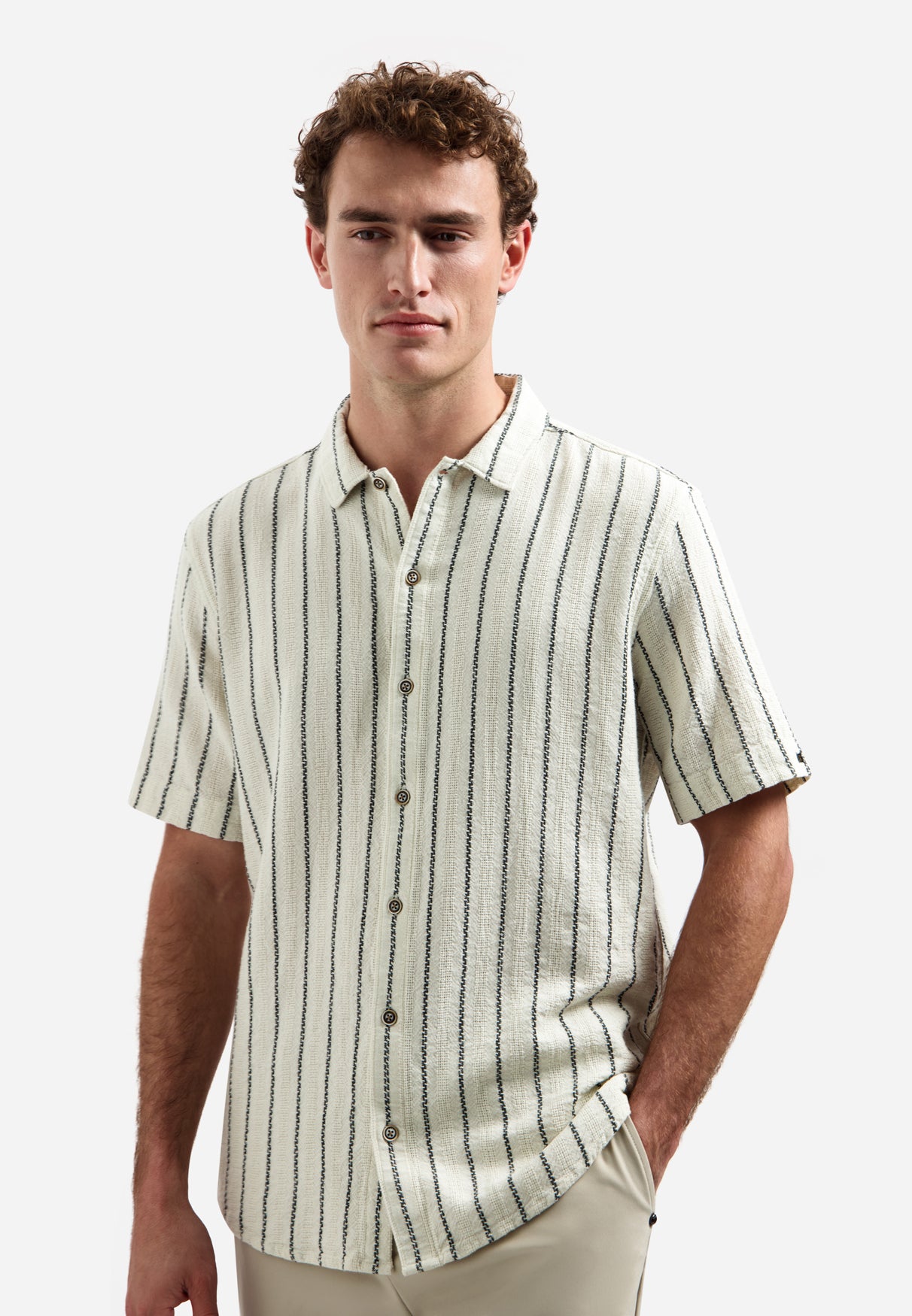 Striped short-sleeved shirt | Kit