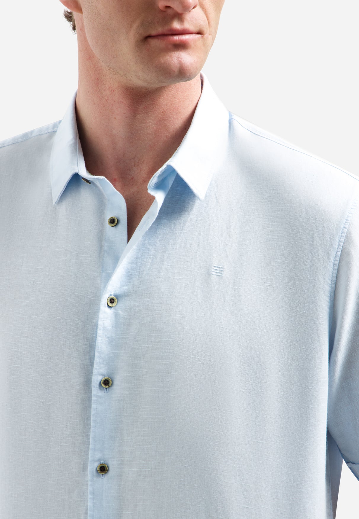 Short-sleeved linen blend shirt | Sky
