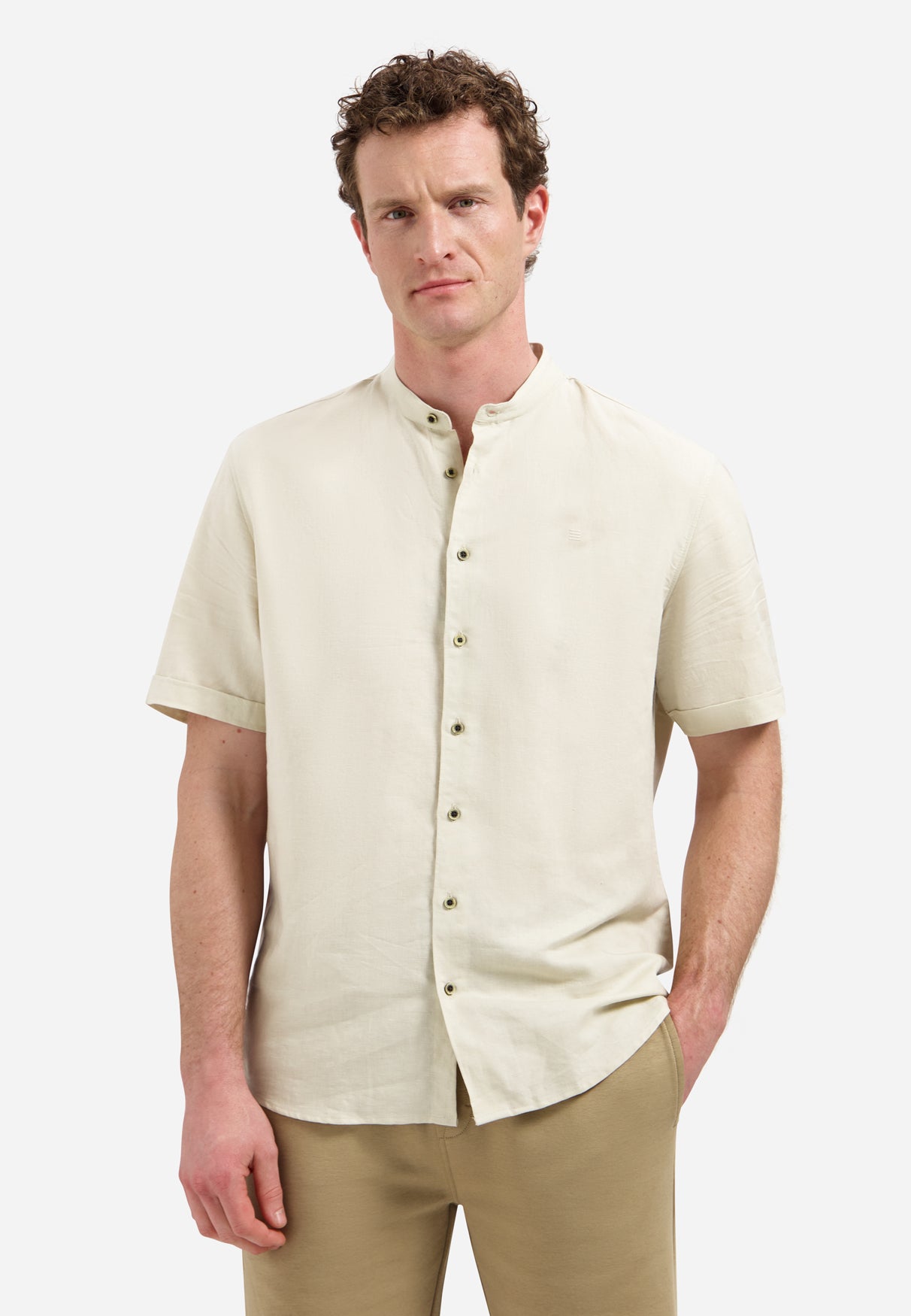 Linen blend shirt with short sleeves and a stand-up collar | Desert