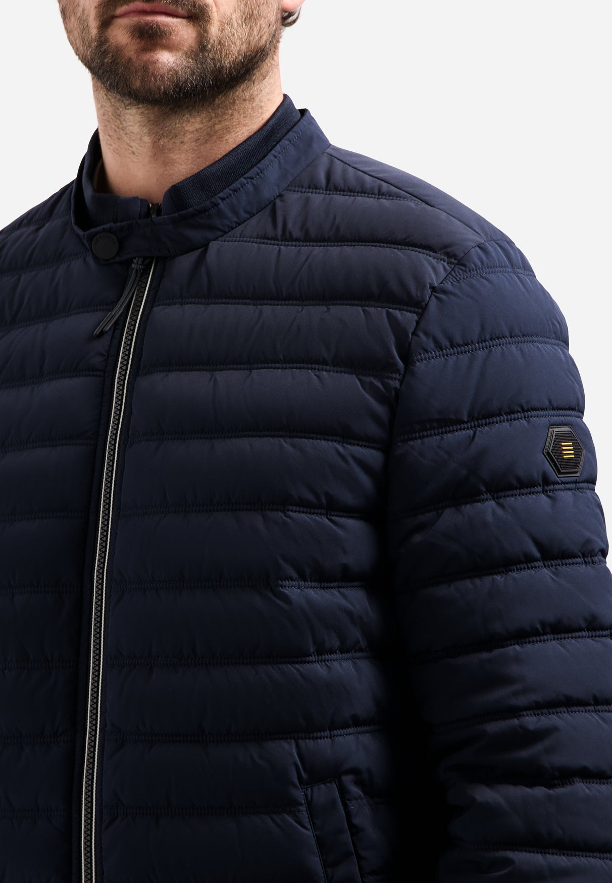 Short quilted jacket | Night
