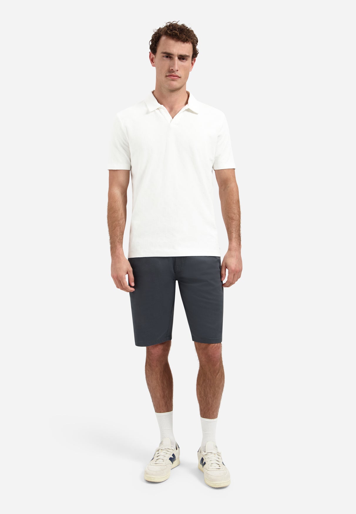 Polo à col en V et manches courtes avec imprimé jacquard | White