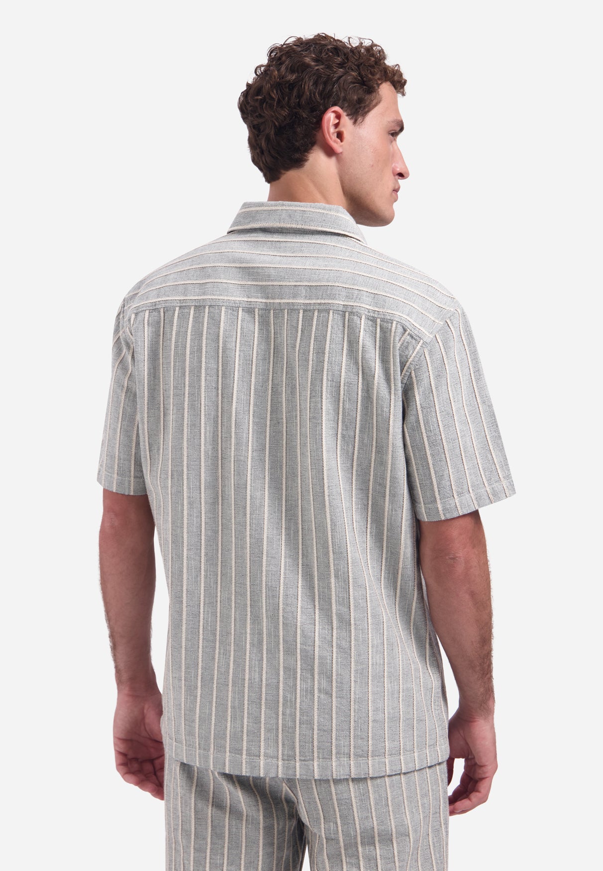 Short-sleeve shirt with stripes | Sand
