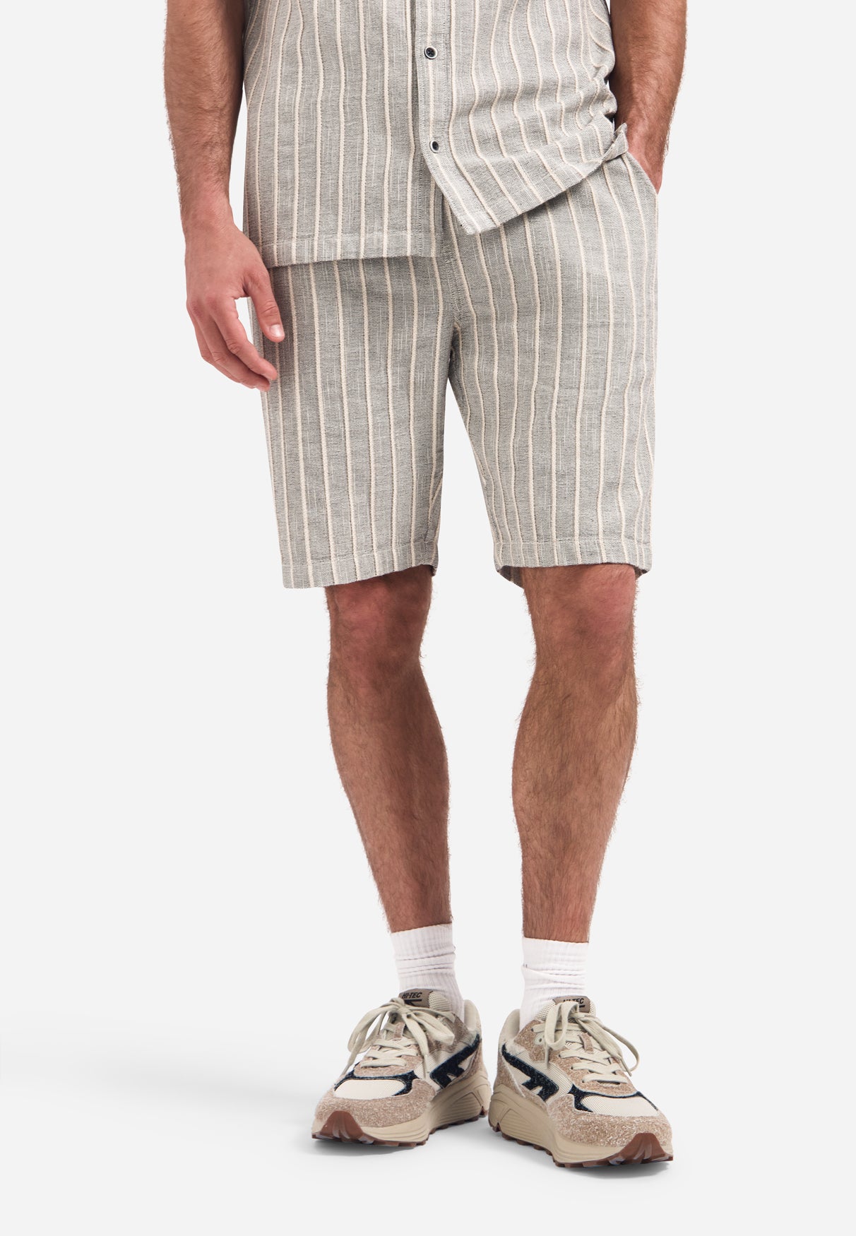 Short cargo rayé avec cordon de serrage | Sand