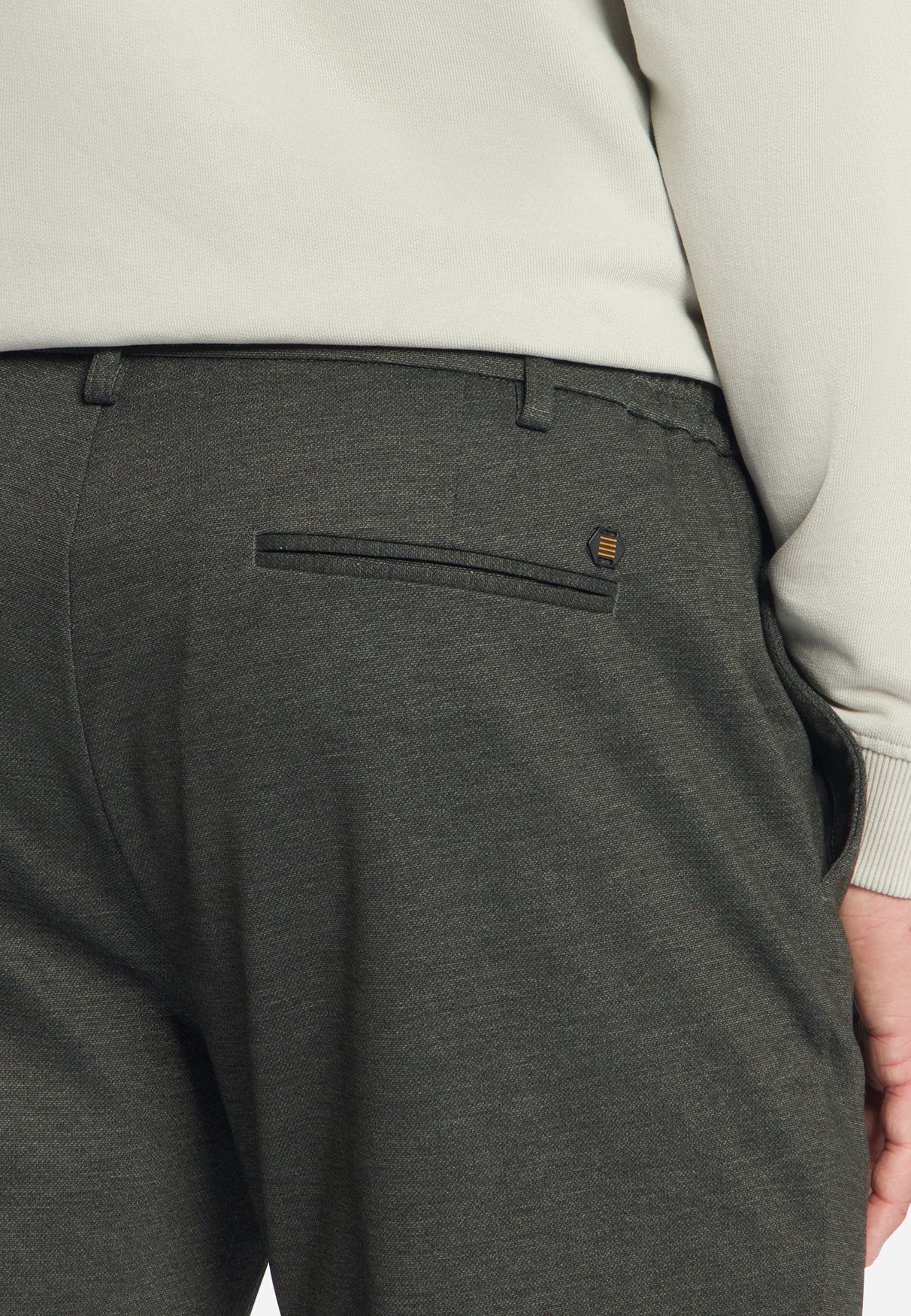 Pantalon en jersey mélangé, coupe regular fit | Vert army