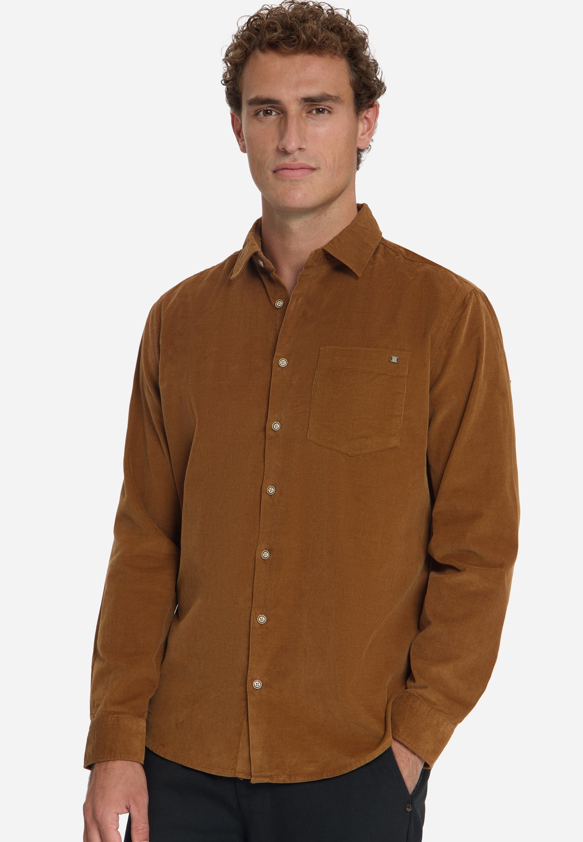 Chemise en velours côtelé fin | Caramel