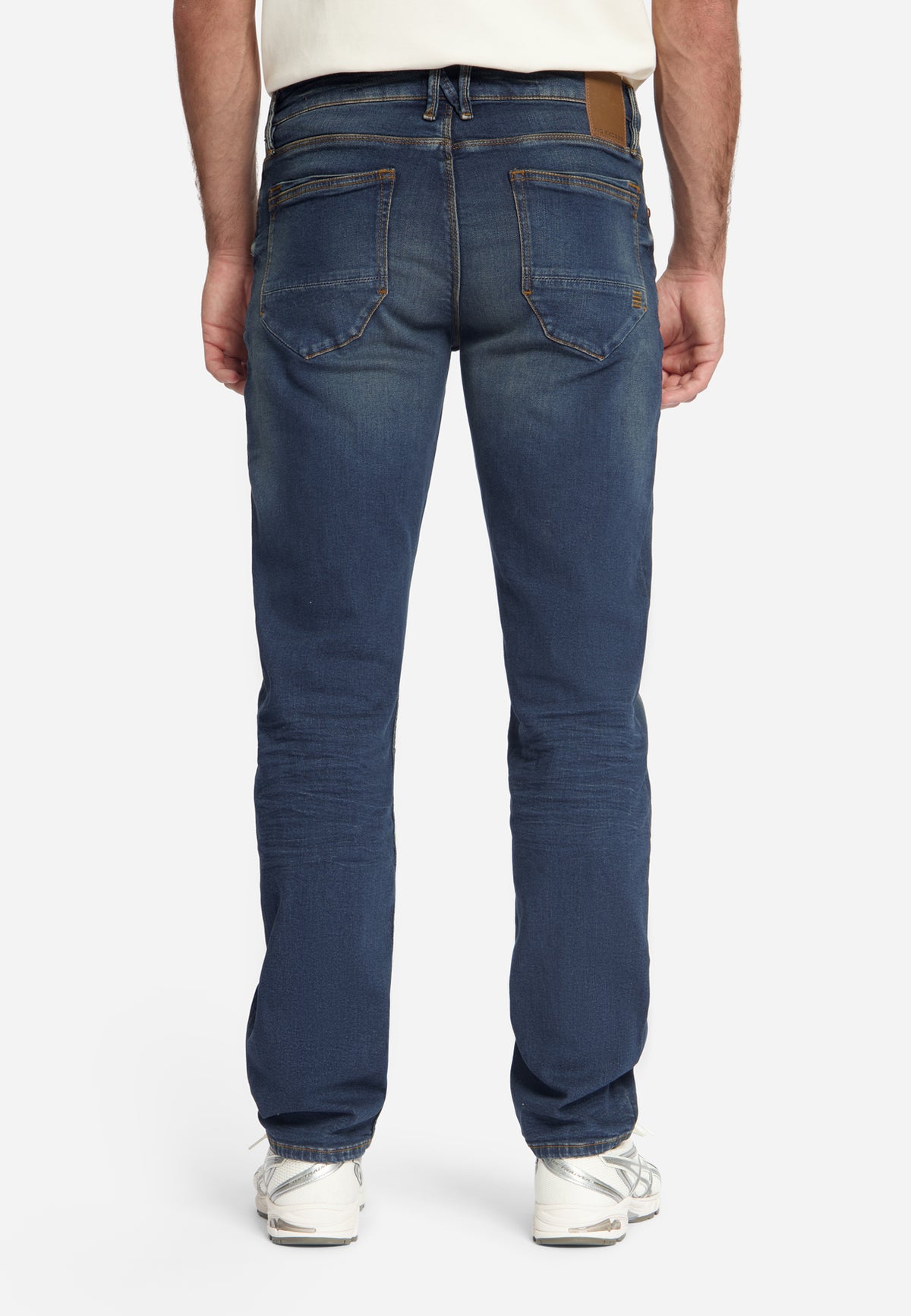 Relaxed fit denim | Dirty used denim